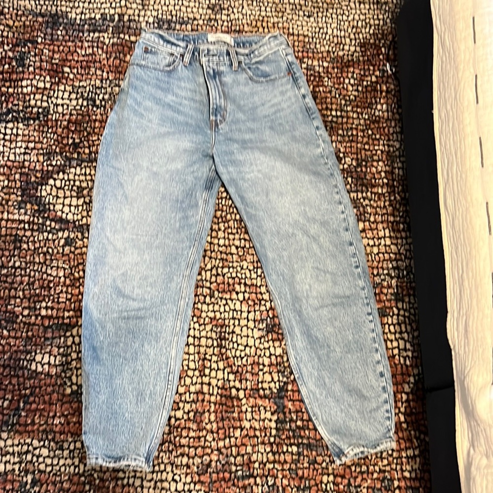 On trend Abercrombie jeans!